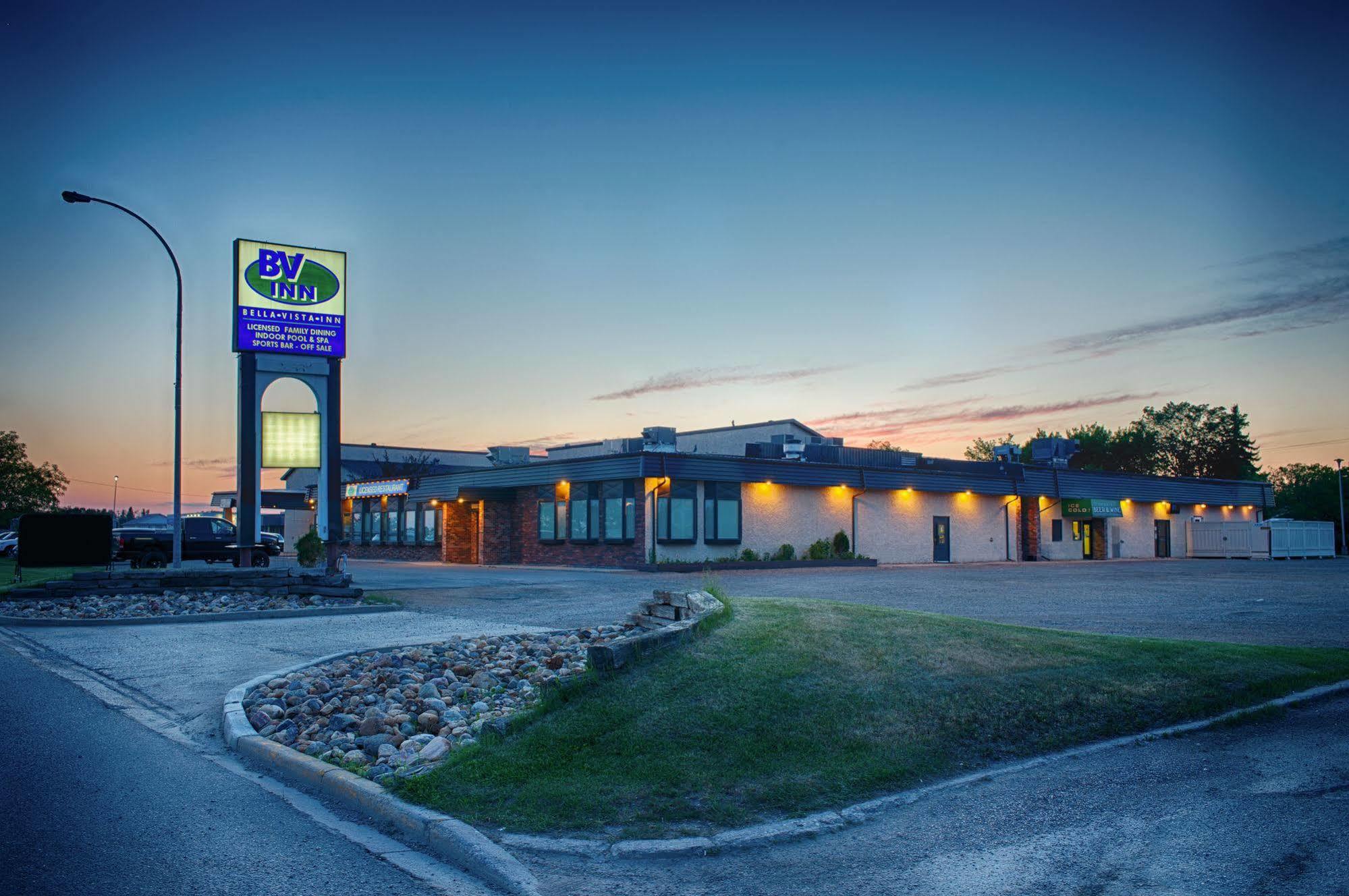 Bella Vista Inn Humboldt Exterior photo